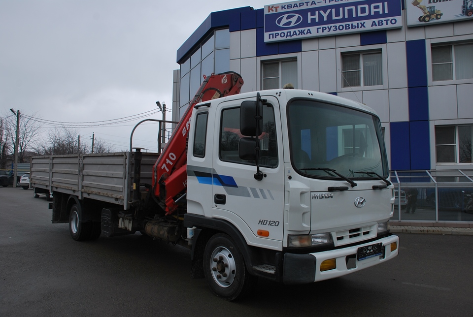 Hyundai HD-120 бортовой с Кму. 2011 г